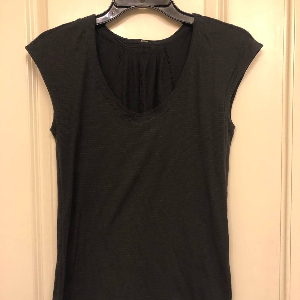 Lululemon shirt